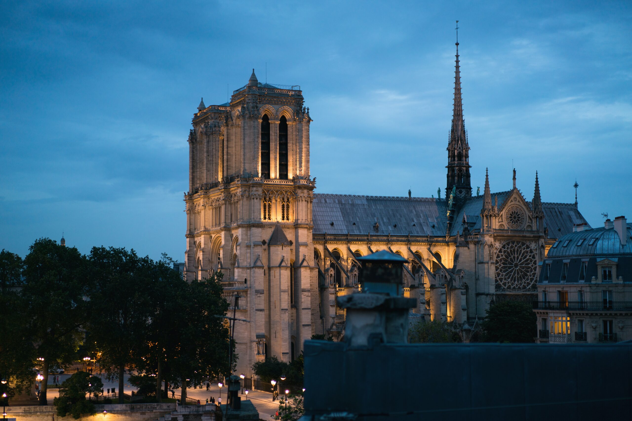 Visitar Notre Dame Es Posible A Través De La Realidad Virtual - Mex News